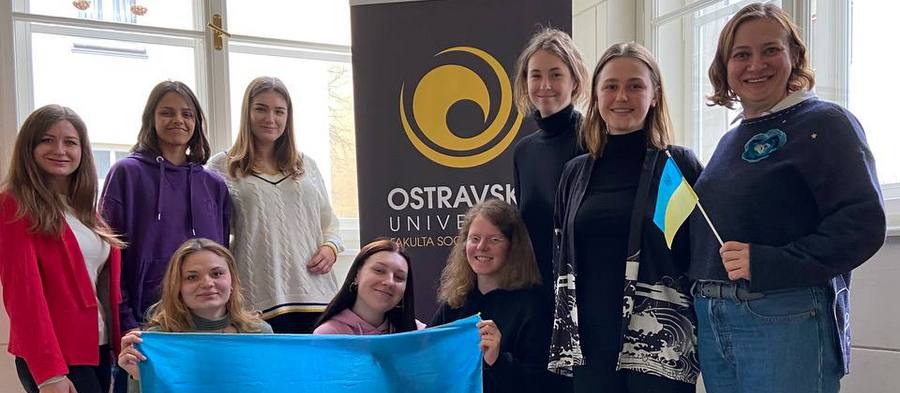 Ostravská univerzita přijímá ukrajinské studenty i akademiky